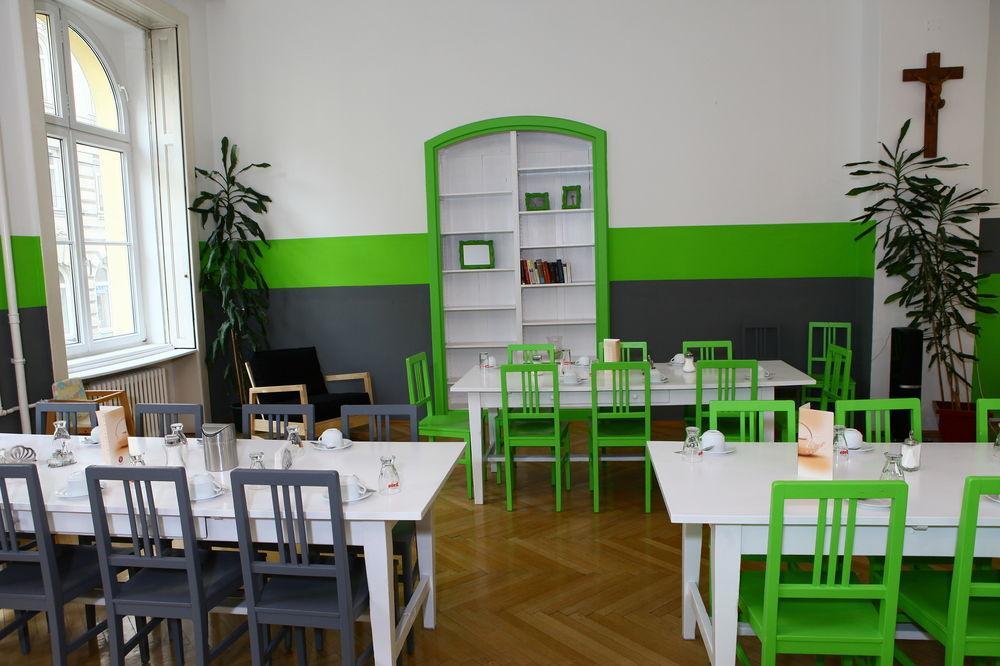Hostel & Guesthouse Kaiser 23 Wien Ngoại thất bức ảnh