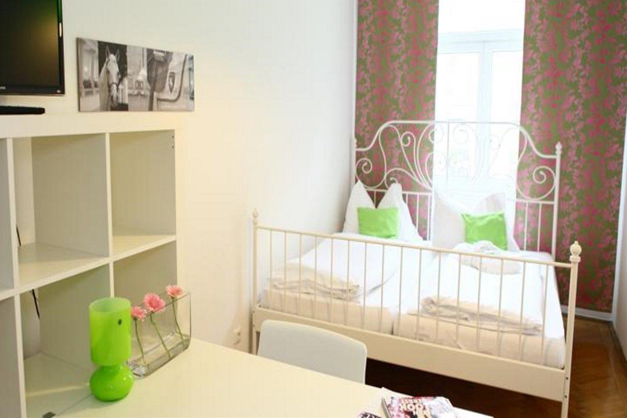 Hostel & Guesthouse Kaiser 23 Wien Ngoại thất bức ảnh
