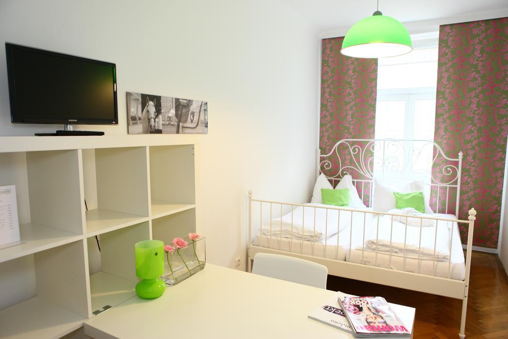 Hostel & Guesthouse Kaiser 23 Wien Phòng bức ảnh